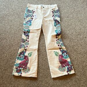 NWT Johnny Was cream The Flare Jean painted Leilani Jean sz 33